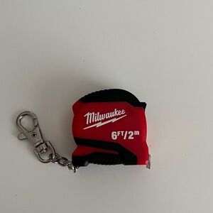 Cute Milwaukee 6FT/2m Red Keychain Tape Measure